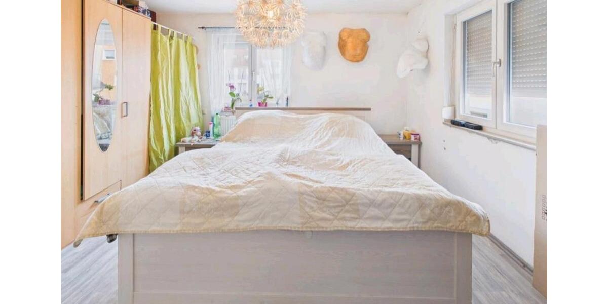 Einfamilienhaus Hechingen - 6 Zimmer, 156 m&sup2;, 270.000&euro; | Angebot:26942202