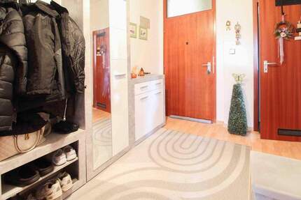 Haus Stuttgart Nord - 2 Zimmer, 199.000&euro; | Angebot:25699208