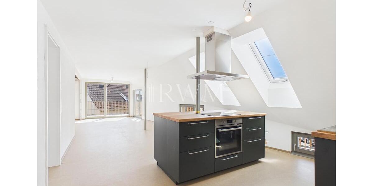 Dachgeschoßwohnung Rottenburg am Neckar - 2.5 Zimmer, 103 m&sup2;, 1.395&euro; | Angebot:26249347
