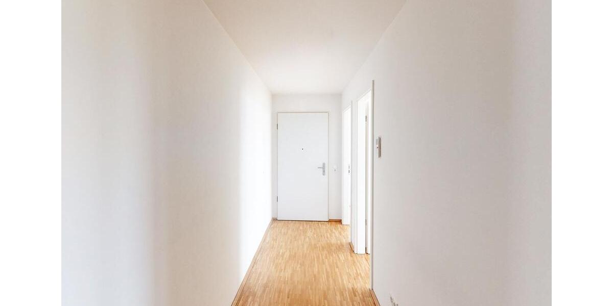 Erdgeschoßwohnung Böblingen - 4 Zimmer, 92 m&sup2;, 1.215&euro; | Angebot:25650502