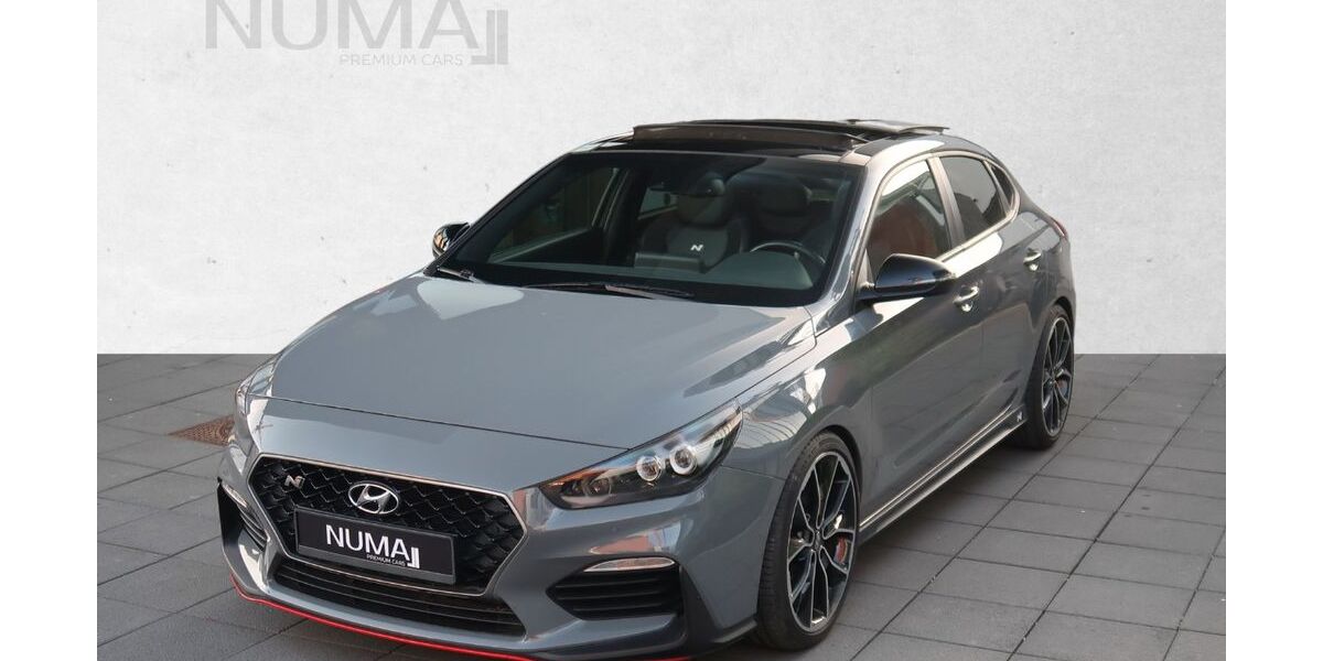 Hyundai i30 38.210 km 24.900 &euro; Engstingen 72829