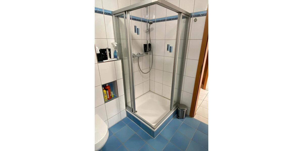 Etagenwohnung Riederich - 1 Zimmer, 60 m&sup2;, 825&euro; | Angebot:24770948