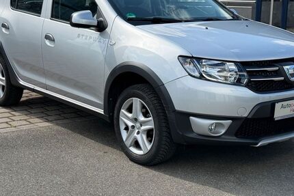 Dacia Sandero 30.000 km 7.499 &euro; Horb am Neckar 72160
