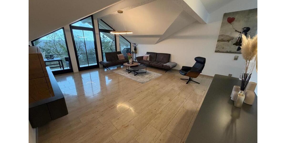 Dachgeschoßwohnung Horb am Neckar - 3.5 Zimmer, 107 m&sup2;, 1.450&euro; | Angebot:25900850