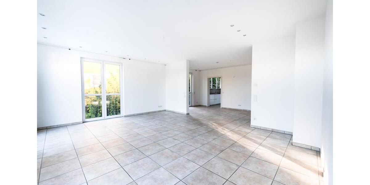 Etagenwohnung Tübingen Schönblick / Winkelwiese - 5.5 Zimmer, 149 m&sup2;, 2.000&euro; | Angebot:26024043