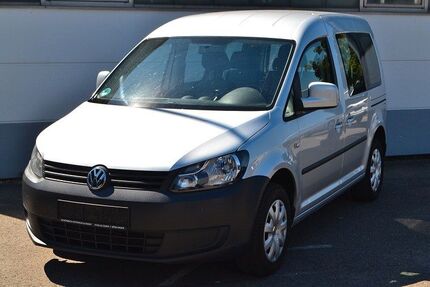 VW Caddy 56.000 km 10.490 &euro; Altdorf bei Böblingen 71155