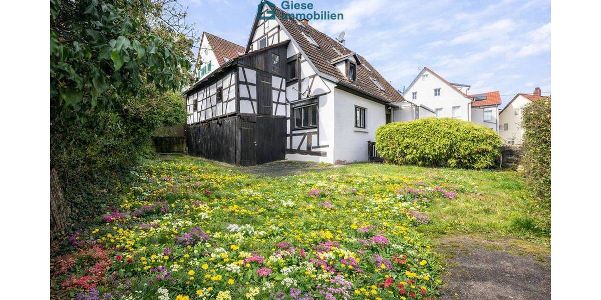 Doppelhaushälfte Stuttgart Degerloch - 4 Zimmer, 105 m&sup2;, 350.000&euro; | Angebot:26616854