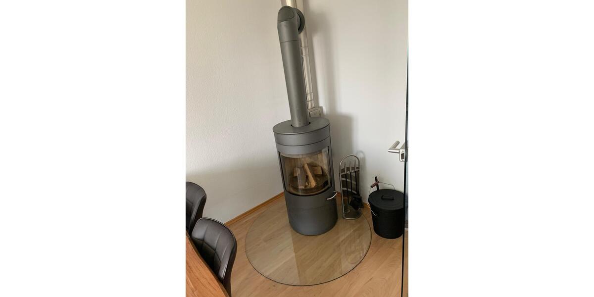 Dachgeschoßwohnung Herrenberg - 3.5 Zimmer, 70 m&sup2;, 419.000&euro; | Angebot:27494874