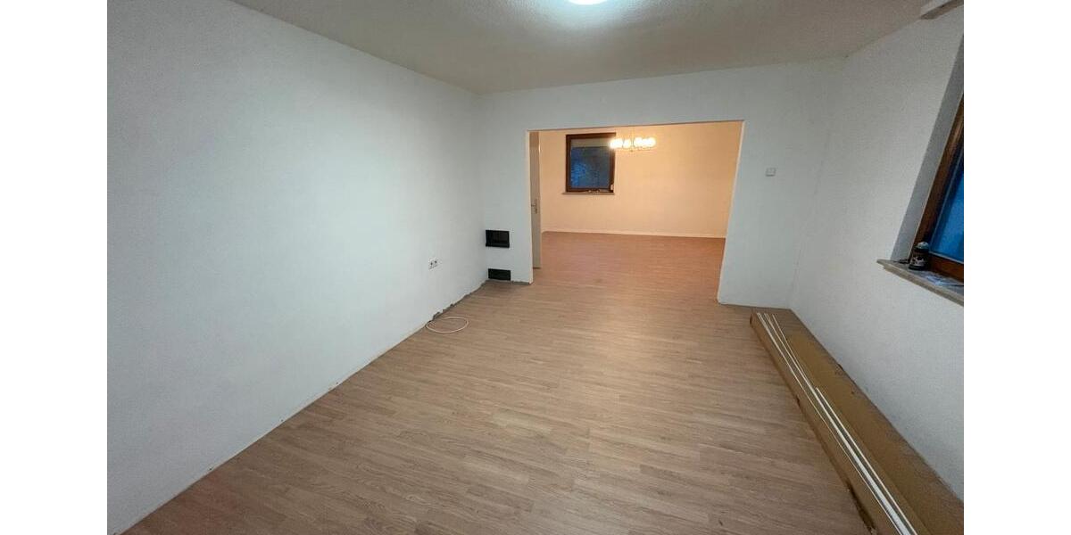 Doppelhaushälfte Burladingen - 4 Zimmer, 115 m&sup2;, 950&euro; | Angebot:25906380