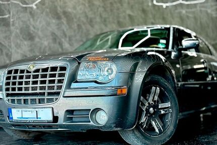 Chrysler 300C 280.000 km 2.999 &euro; Reutlingen 72762