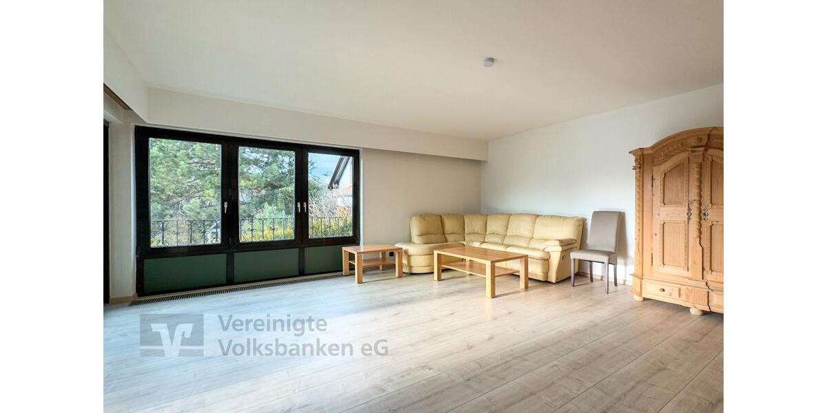 Erdgeschoßwohnung Sindelfingen Eichholz - 3.5 Zimmer, 142 m&sup2;, 2.280&euro; | Angebot:24878024