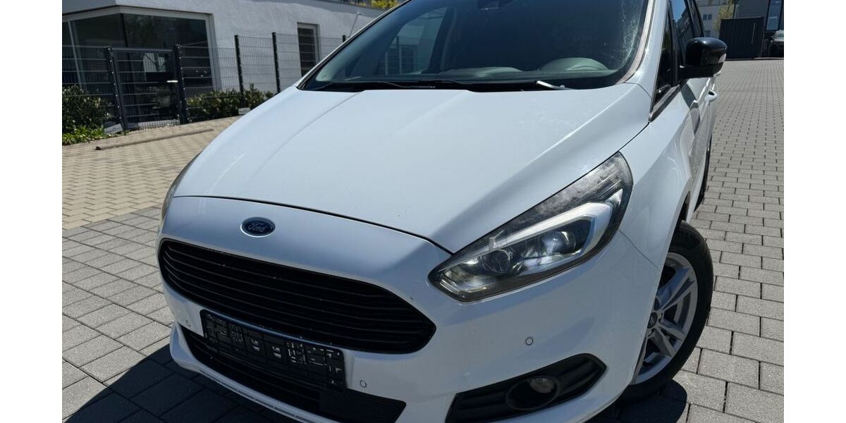Ford S-Max 198.000 km 8.290 &euro; Holzgerlingen 71088