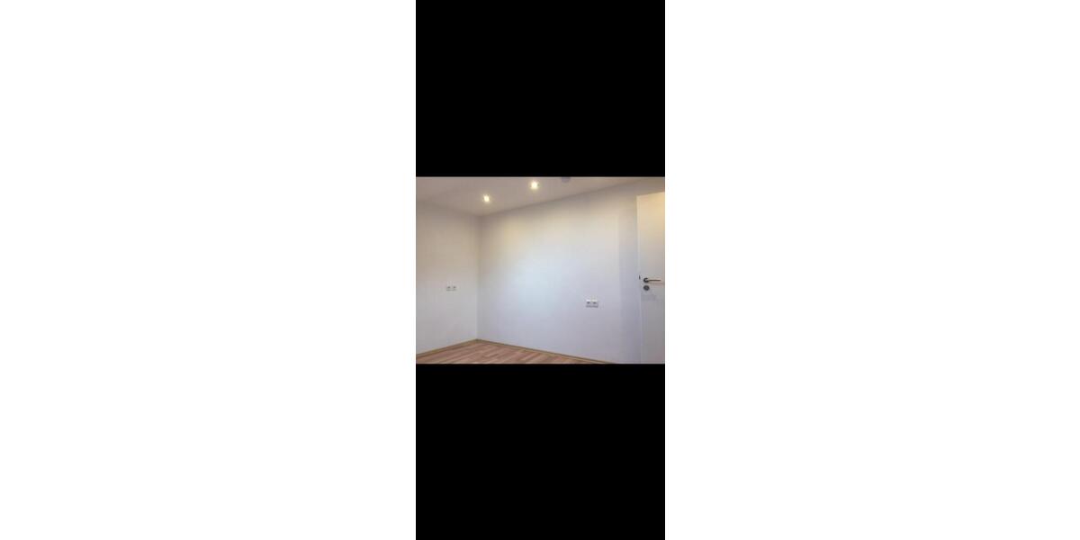 Dachgeschoßwohnung Hechingen - 3 Zimmer, 80 m&sup2;, 750&euro; | Angebot:25838295