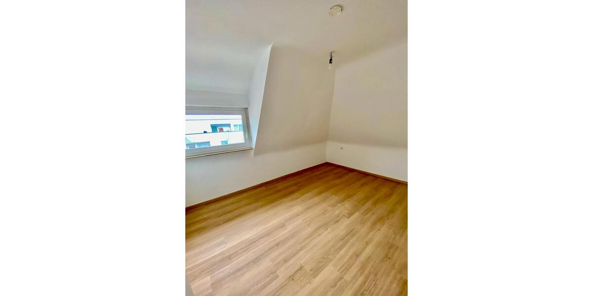 Erdgeschoßwohnung Stuttgart Stuttgart-Süd - 3.5 Zimmer, 64 m&sup2;, 1.060&euro; | Angebot:25881356