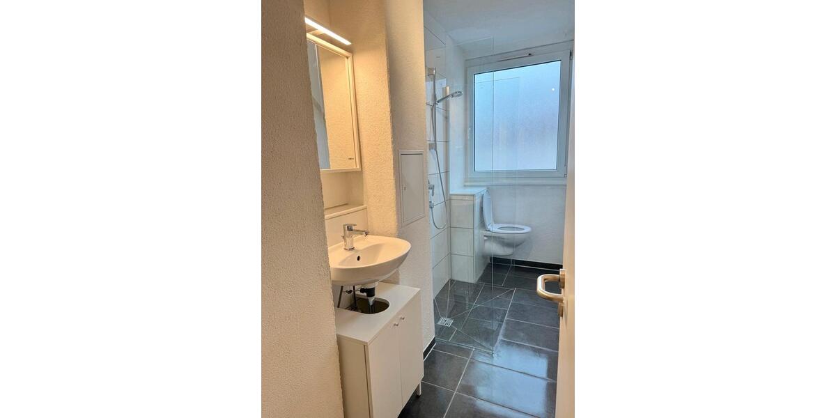 Dachgeschoßwohnung Stuttgart Stuttgart-West - 2 Zimmer, 42 m&sup2;, 990&euro; | Angebot:25624891