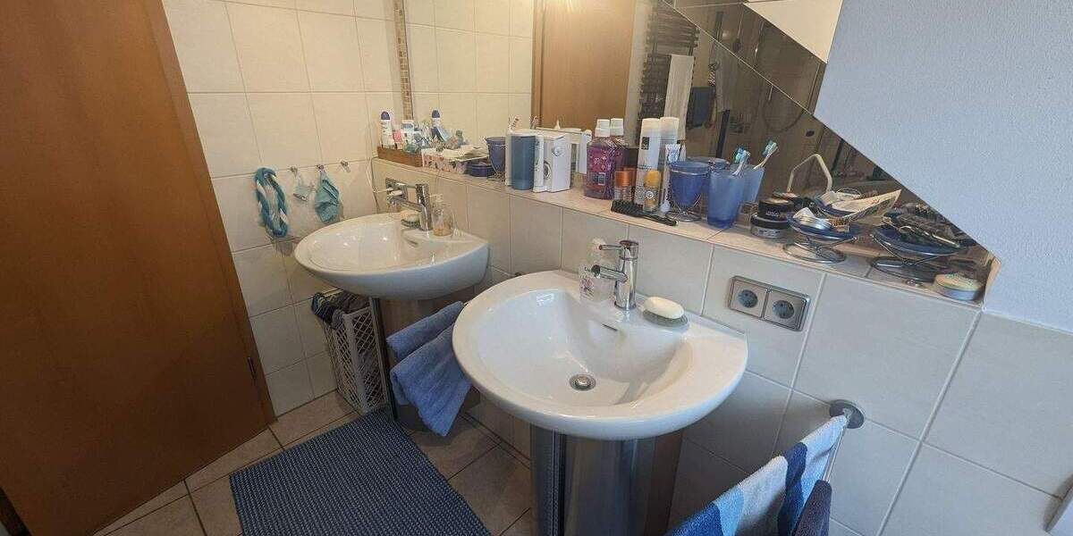 Doppelhaushälfte Böblingen - 1 Zimmer, 254 m&sup2;, 1.150.000&euro; | Angebot:25779091