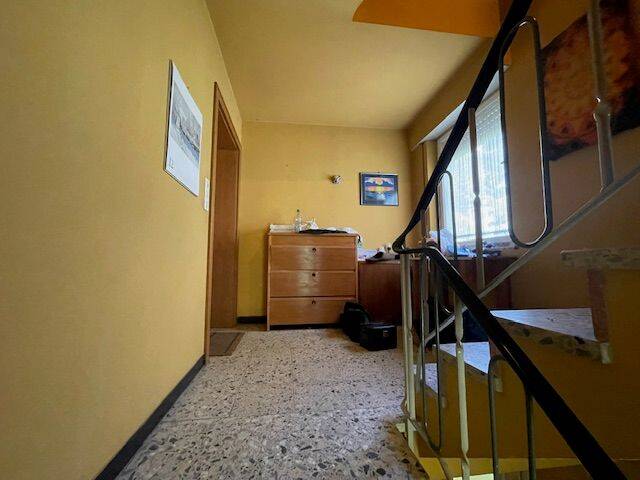 Mehrfamilienhaus, Wohnhaus Nürtingen - 1 Zimmer, 185 m&sup2;, 785.000&euro; | Angebot:25696027