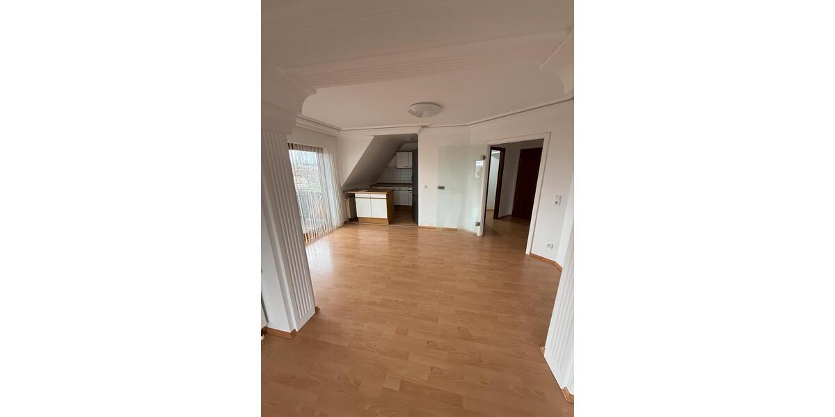 Dachgeschoßwohnung Horb am Neckar - 3.5 Zimmer, 72 m&sup2;, 850&euro; | Angebot:25867105