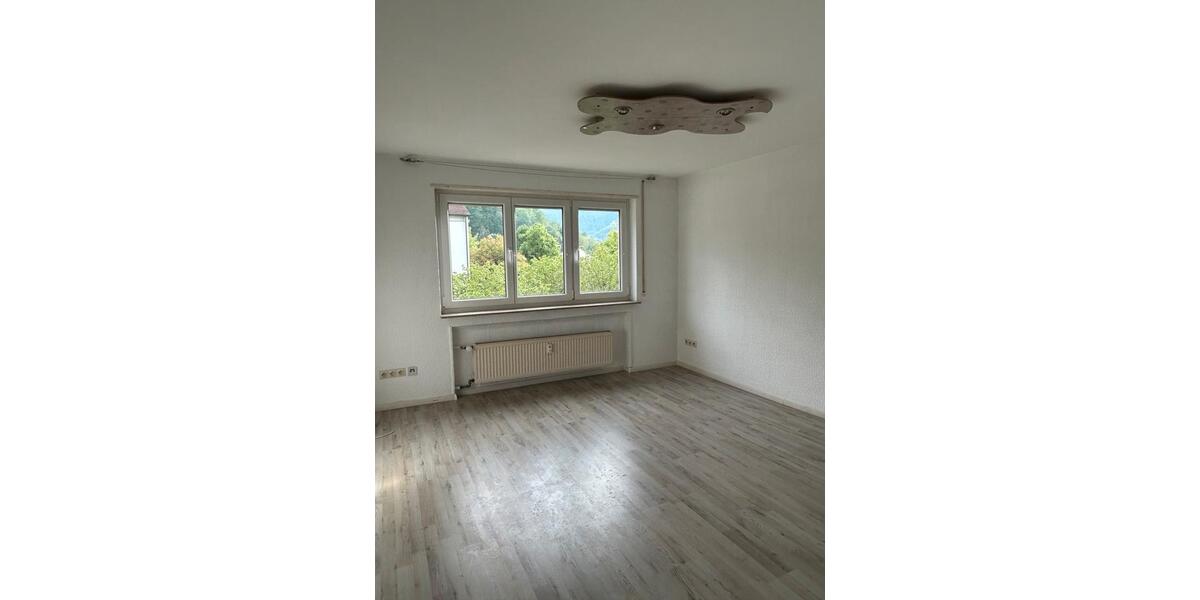 Etagenwohnung Bad Urach - 2 Zimmer, 47 m&sup2;, 580&euro; | Angebot:26469737