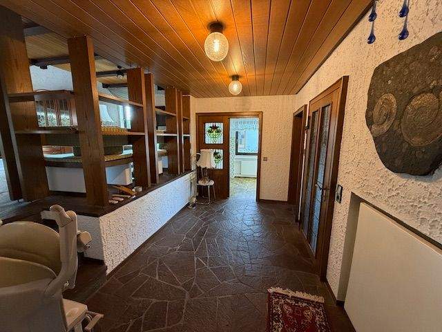 Einfamilienhaus Kohlberg - 9 Zimmer, 326 m&sup2;, 850.000&euro; | Angebot:25741059