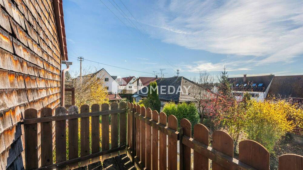 Einfamilienhaus Bad Urach Hengen - 6 Zimmer, 140 m&sup2;, 249.000&euro; | Angebot:25677505