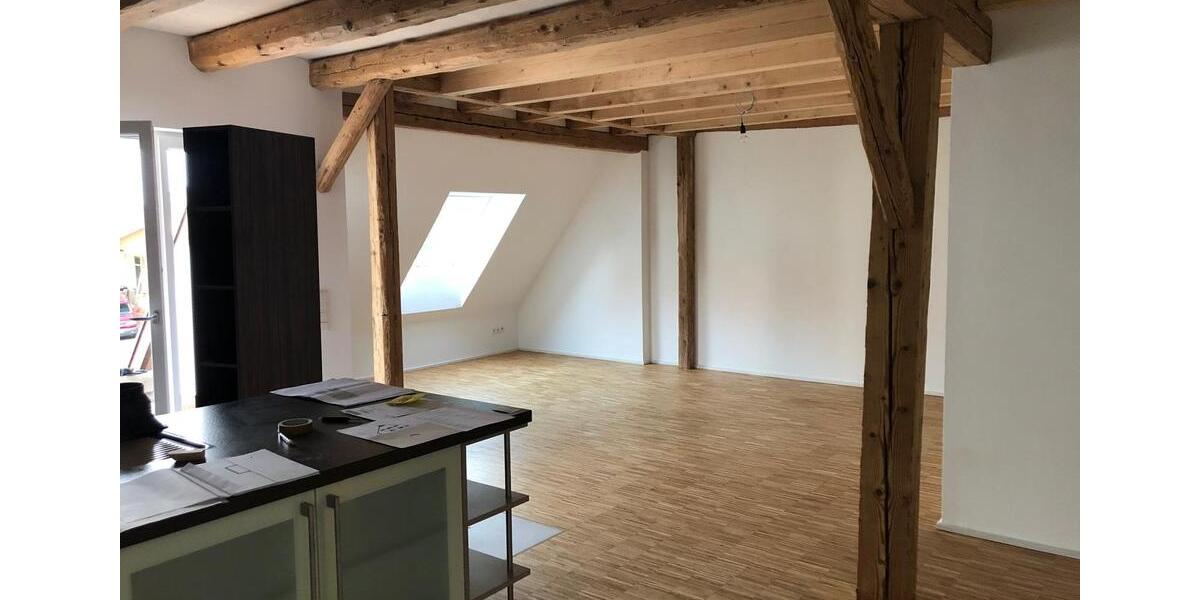 Etagenwohnung Gäufelden - 4.5 Zimmer, 144 m&sup2;, 1.600&euro; | Angebot:25594070