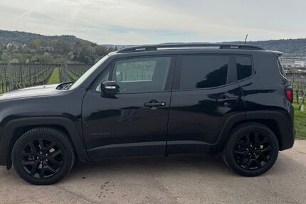 Jeep Renegade 98.500 km 13.900 &euro; Stuttgart 70329