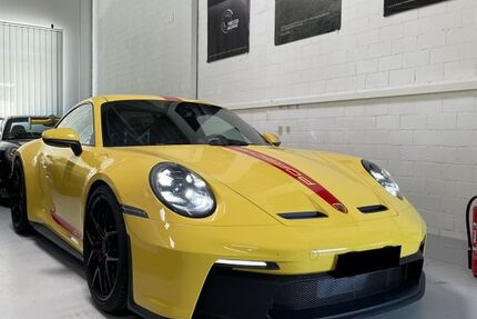 Porsche 992 11.000 km 229.000 &euro; Reutlingen / Betzingen 72770