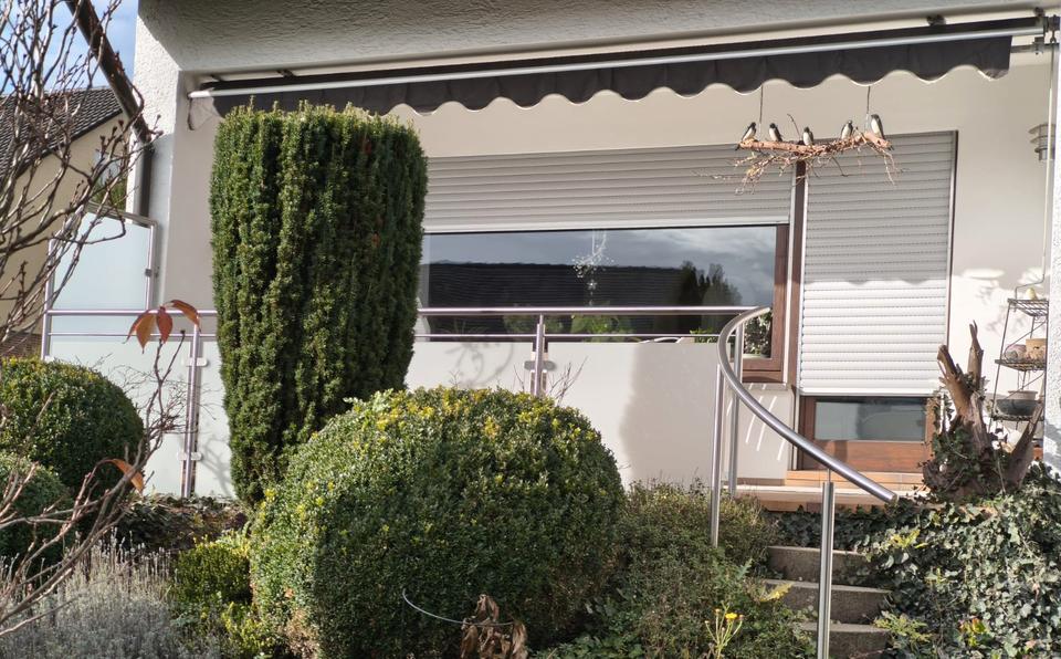 Einfamilienhaus Bisingen - 11 Zimmer, 240 m&sup2;, 649.000&euro; | Angebot:27056457