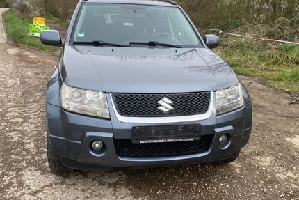 Suzuki Grand Vitara 172.000 km 2.900 &euro; Ofterdingen 72131
