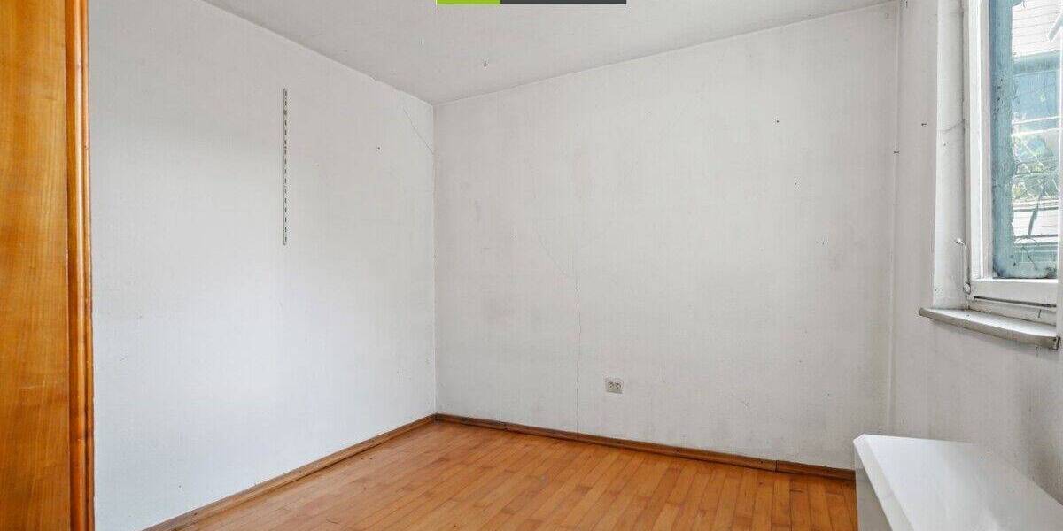 Doppelhaushälfte Gomadingen - 6 Zimmer, 127 m&sup2;, 110.000&euro; | Angebot:25693511
