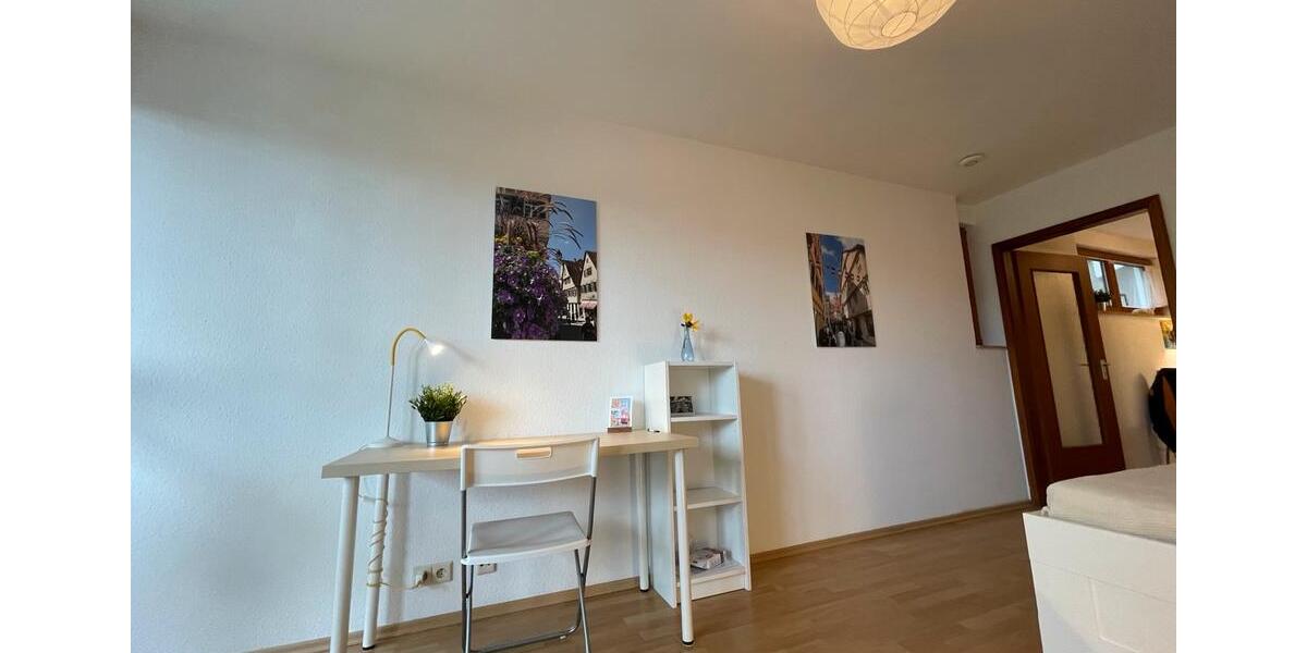 Etagenwohnung Tübingen Lustnau - 1.5 Zimmer, 34 m&sup2;, 1.090&euro; | Angebot:25646137
