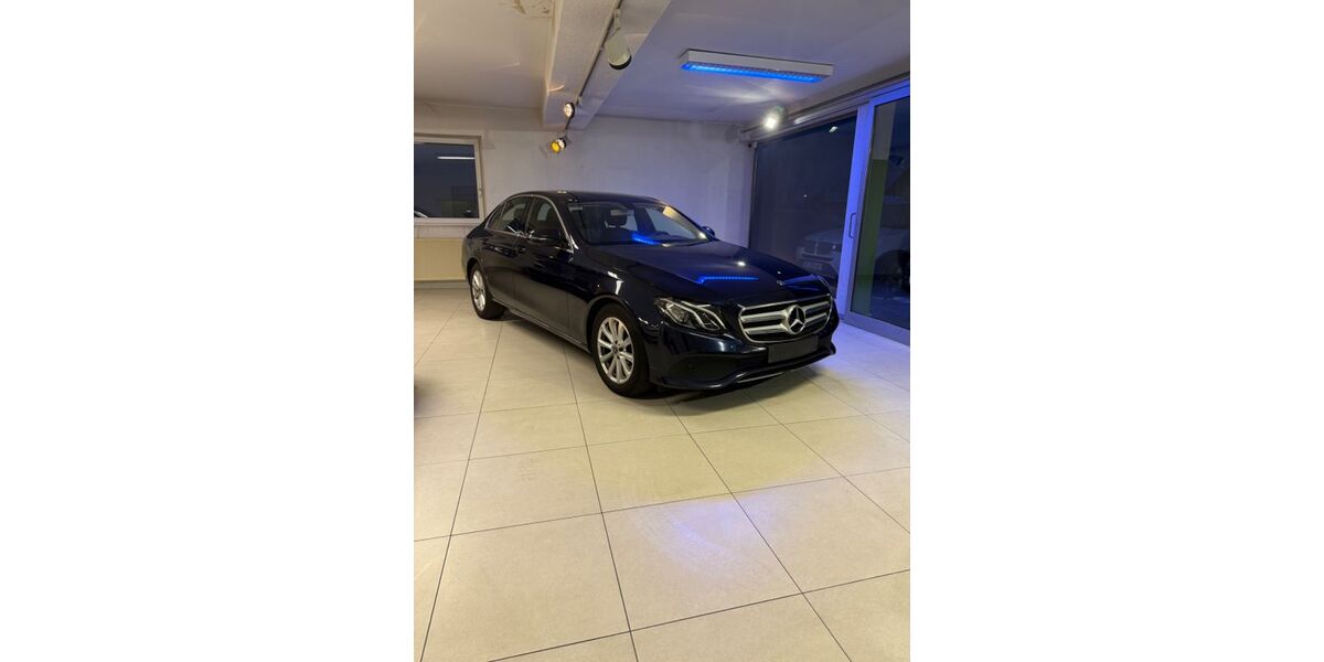 Mercedes-Benz E 200 385.000 km 12.499 &euro; Filderstadt 70794
