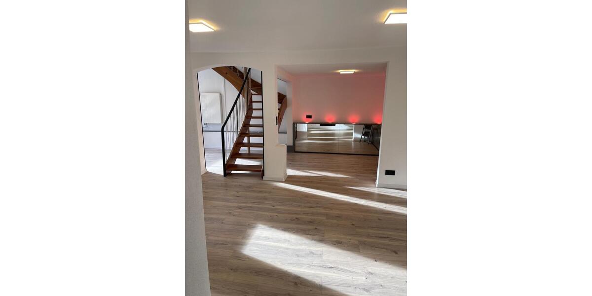 Maisonettenwohnung Wannweil - 3 Zimmer, 85 m&sup2;, 1.400&euro; | Angebot:25824860