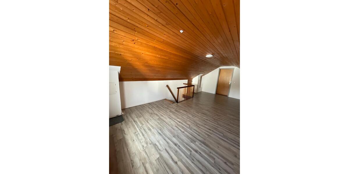 Maisonettenwohnung Nagold - 4.5 Zimmer, 117 m&sup2;, 1.300&euro; | Angebot:25291340