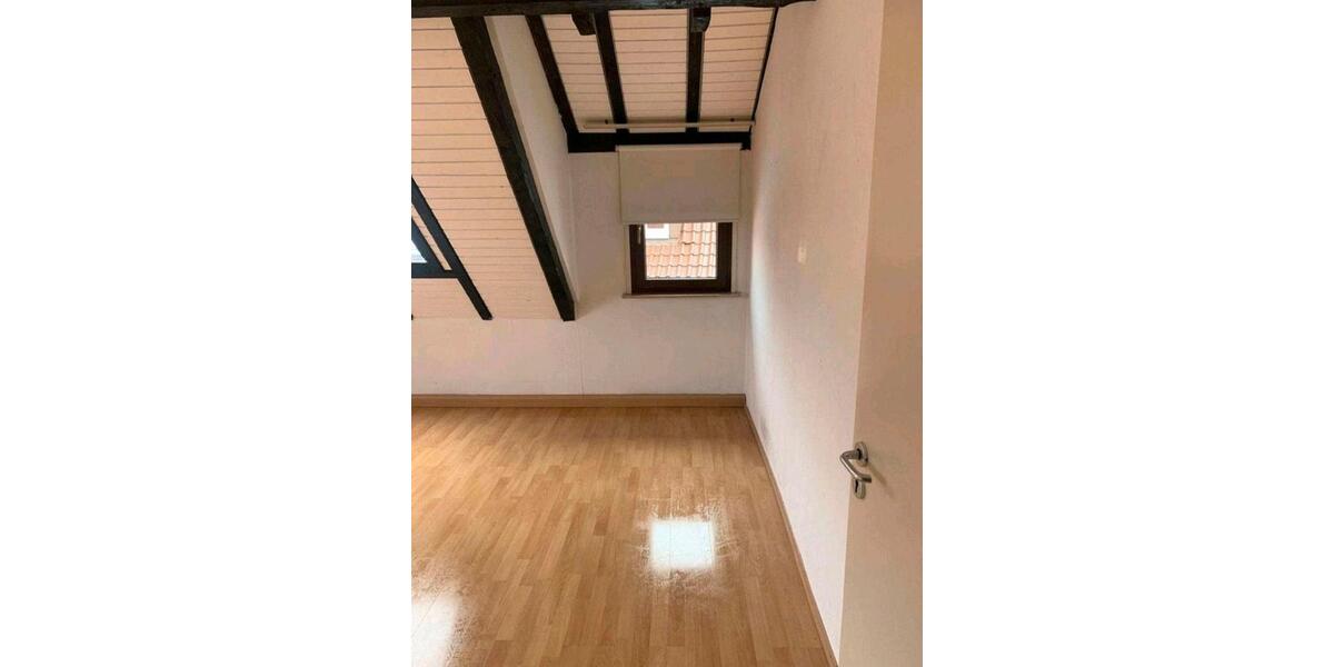 Dachgeschoßwohnung Reutlingen Reutlingen (Kernstadt) - 5 Zimmer, 65 m&sup2;, 223.000&euro; | Angebot:27198574