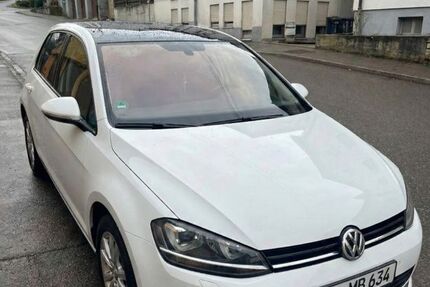 VW Golf 102.000 km 9.000 &euro; Stuttgart 70565