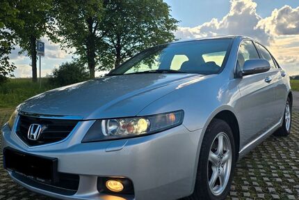 Honda Accord 136.000 km 7.400 &euro; Horb am Neckar 72160