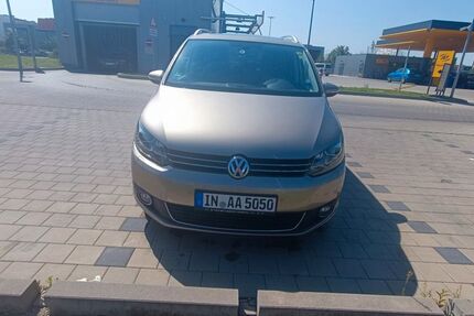VW Touran 205.000 km 11.750 &euro; Hildrizhausen 71157