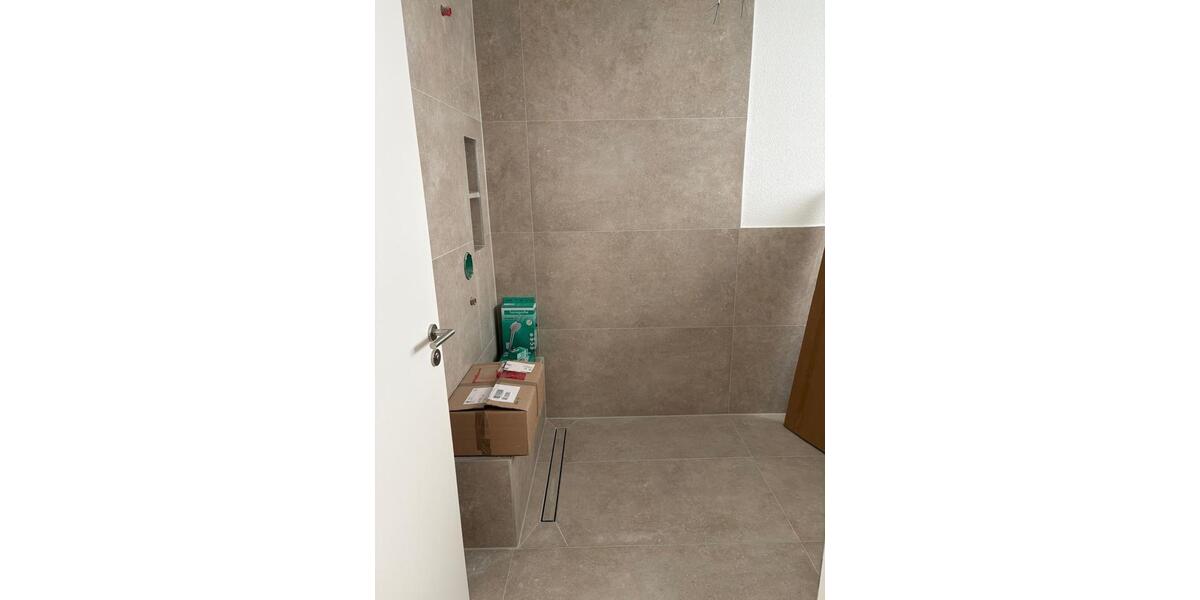 Erdgeschoßwohnung Mössingen - 4.5 Zimmer, 150 m&sup2;, 1.800&euro; | Angebot:26200102