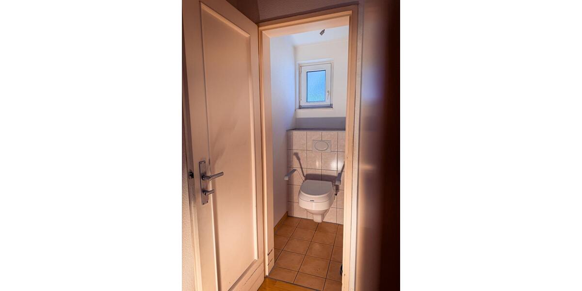 Etagenwohnung Bad Urach - 3 Zimmer, 64 m&sup2;, 179.000&euro; | Angebot:25343980