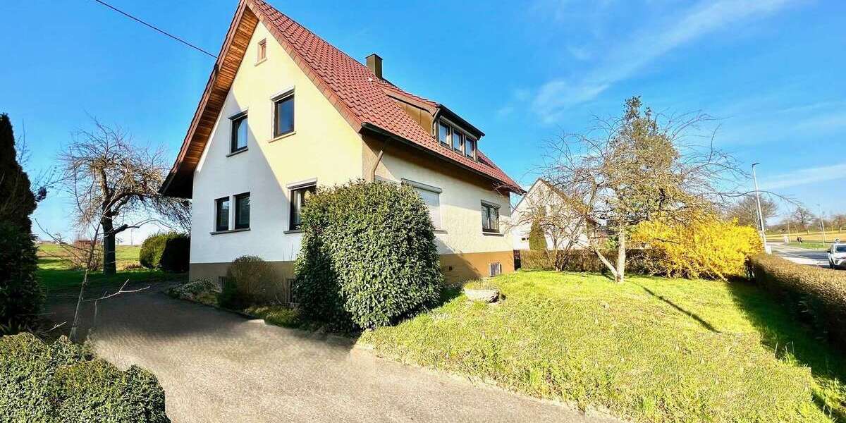 Einfamilienhaus Reutlingen Altenburg - 5 Zimmer, 116 m&sup2;, 360.000&euro; | Angebot:25928452