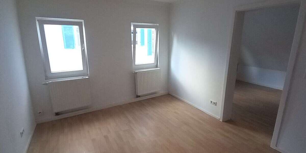 Einfamilienhaus Reutlingen - 26 Zimmer, 537 m&sup2;, 849.000&euro; | Angebot:27211686