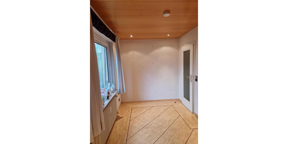 Mehrfamilienhaus, Wohnhaus Stuttgart Birkach - 12 Zimmer, 257 m&sup2;, 1.250.000&euro; | Angebot:25396947