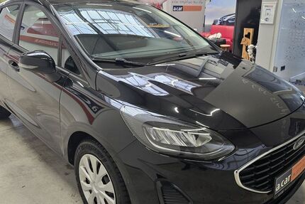 Ford Fiesta 7.900 km 13.790 &euro; Altingen (Kreis Tübingen) 72119