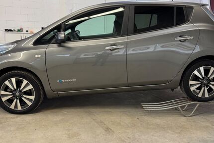 Nissan Leaf 54.443 km 8.400 &euro; Holzgerlingen 71088