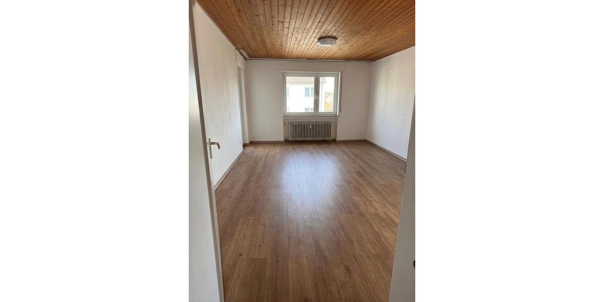 Etagenwohnung Filderstadt - 3.5 Zimmer, 85 m&sup2;, 340.000&euro; | Angebot:25841410