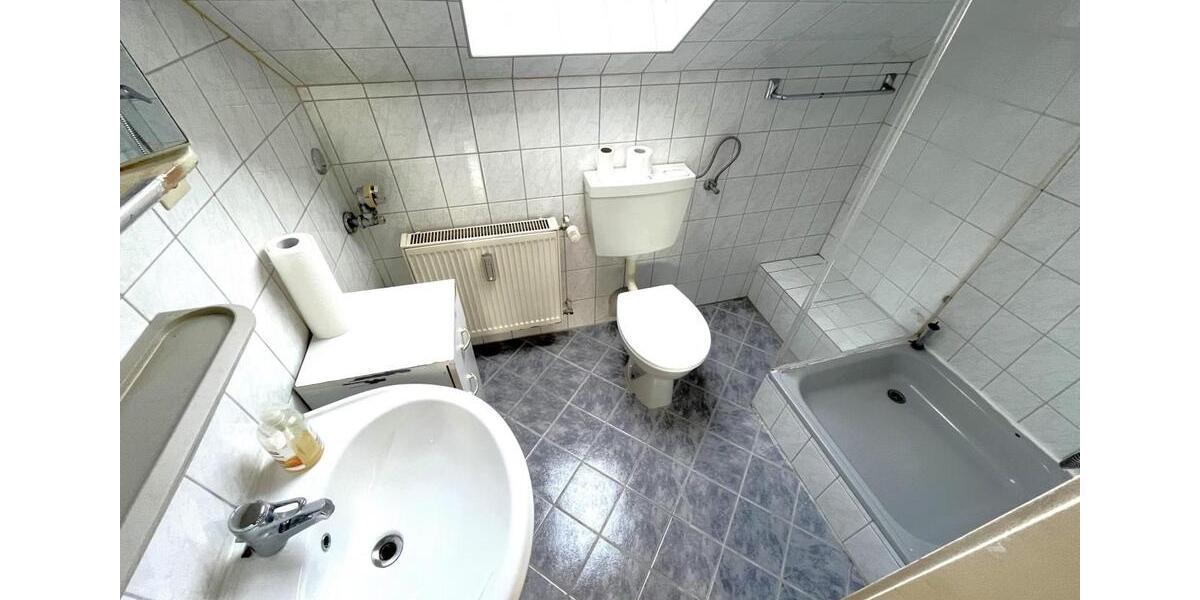 Dachgeschoßwohnung Wendlingen am Neckar - 2 Zimmer, 42 m&sup2;, 600&euro; | Angebot:26687970