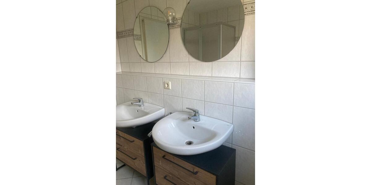 Erdgeschoßwohnung Rottenburg am Neckar - 3.5 Zimmer, 69 m&sup2;, 259.000&euro; | Angebot:27259748