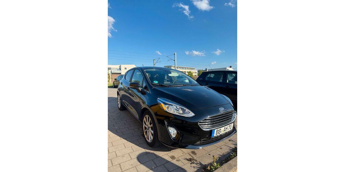 Ford Fiesta 111.000 km 10.200 &euro; Sindelfingen 71069